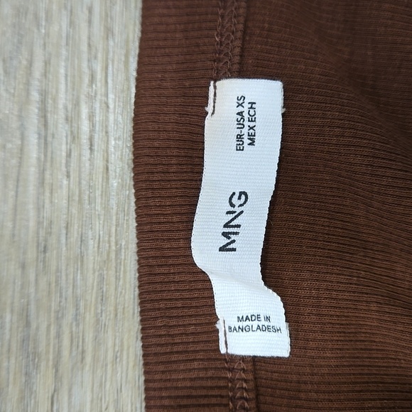 Mango Chocolate Brown Ribbed High Neck Tank Top - Picture 4 of 6